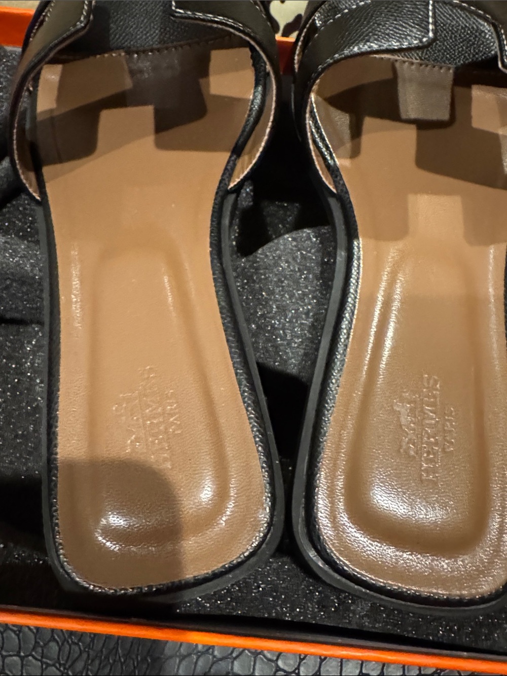 H Black Slide Sandals - Stylish Casual Slip-On - Picture 2 of 13